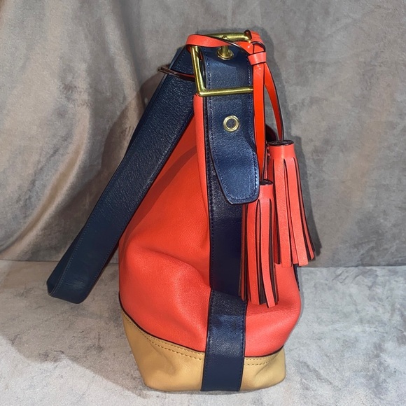 Coach Restored Large Legacy Duffle Bag - Picture 4 of 16